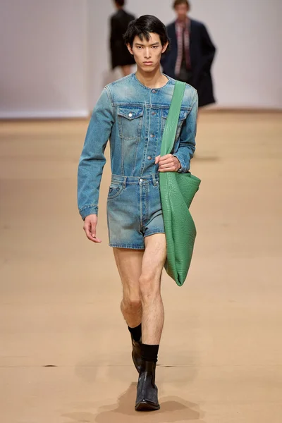 Look 34